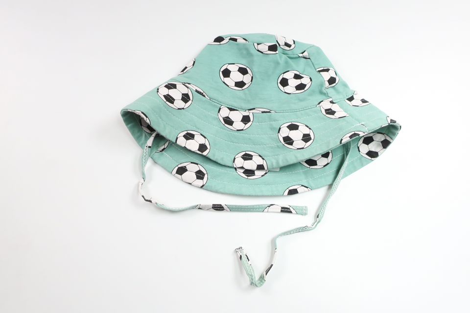 Sonnenhut von Snoozy – Größe 86/92 – Blau