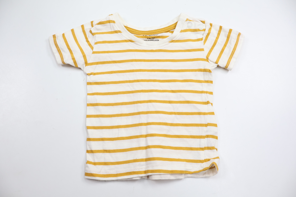 Randig t-shirt från Primark - Storlek 74 - Vit