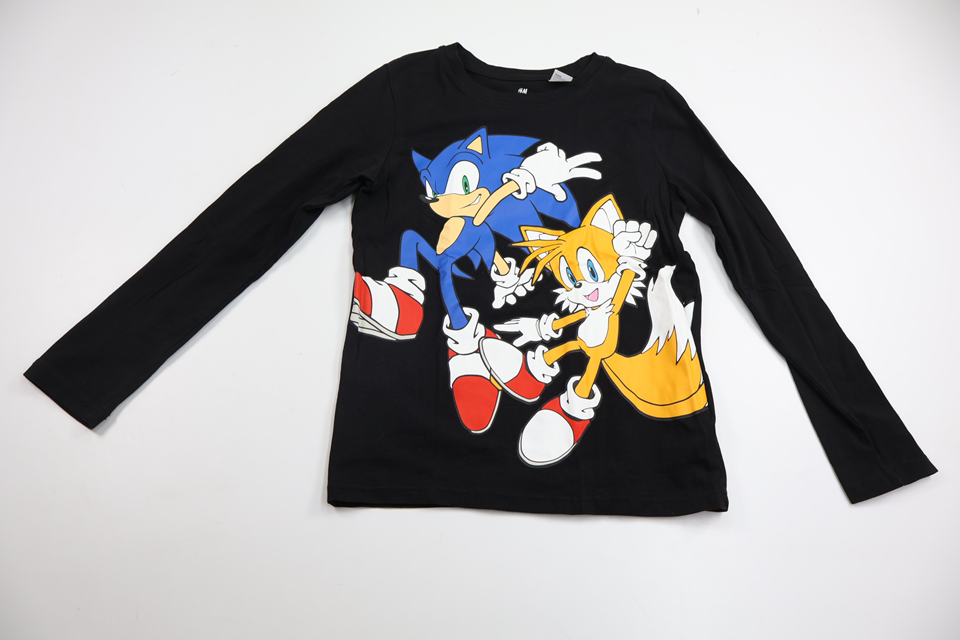 Tröja med Sonic The Hedgehog från H&M - Storlek 122/128 - Svart