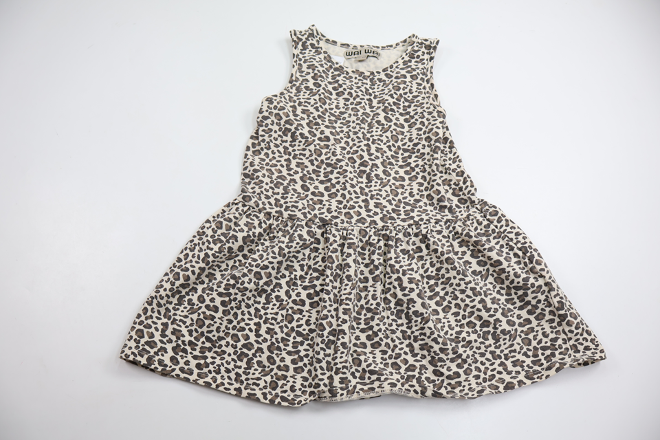 Klänning från Wai Wai - Storlek 98/104 - Beige