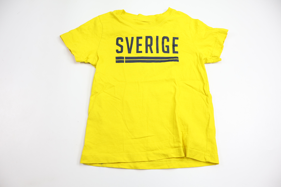 T-shirt från Official Supporter - Storlek 98/104 - Gul