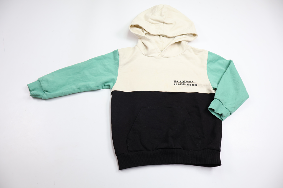 Huvtröja från Kappahl - Storlek 98/104 - Multi