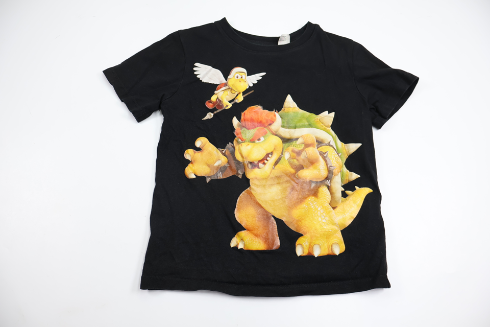 T-shirt med Super Mario - Bowser från H&M - Storlek 110/116 - Svart