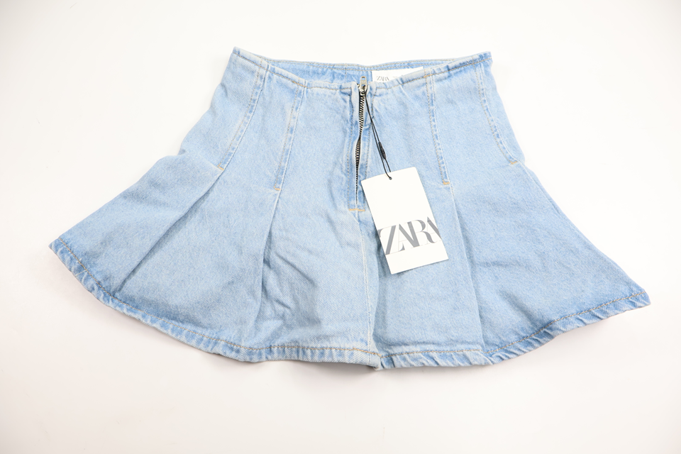 Jeanskjol från Zara - Storlek 122 - Denim