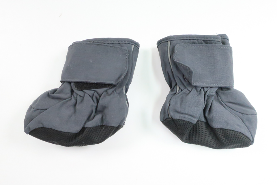 Fleecegefütterte Babyschuhe von unbekannter Marke – Größe 56/62 – Grau