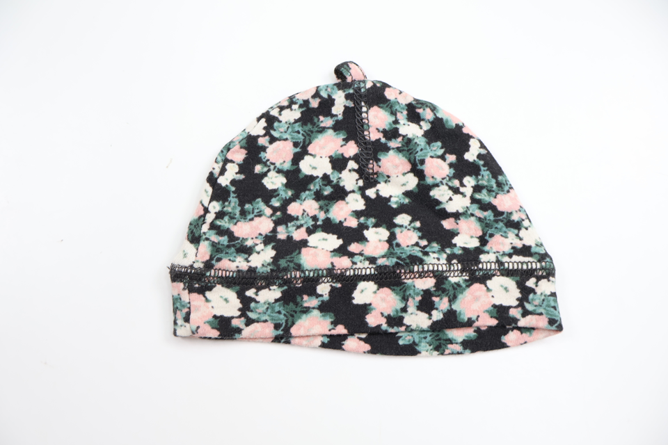 Floral hat from ICA I Love Eco - Size 50 - Black