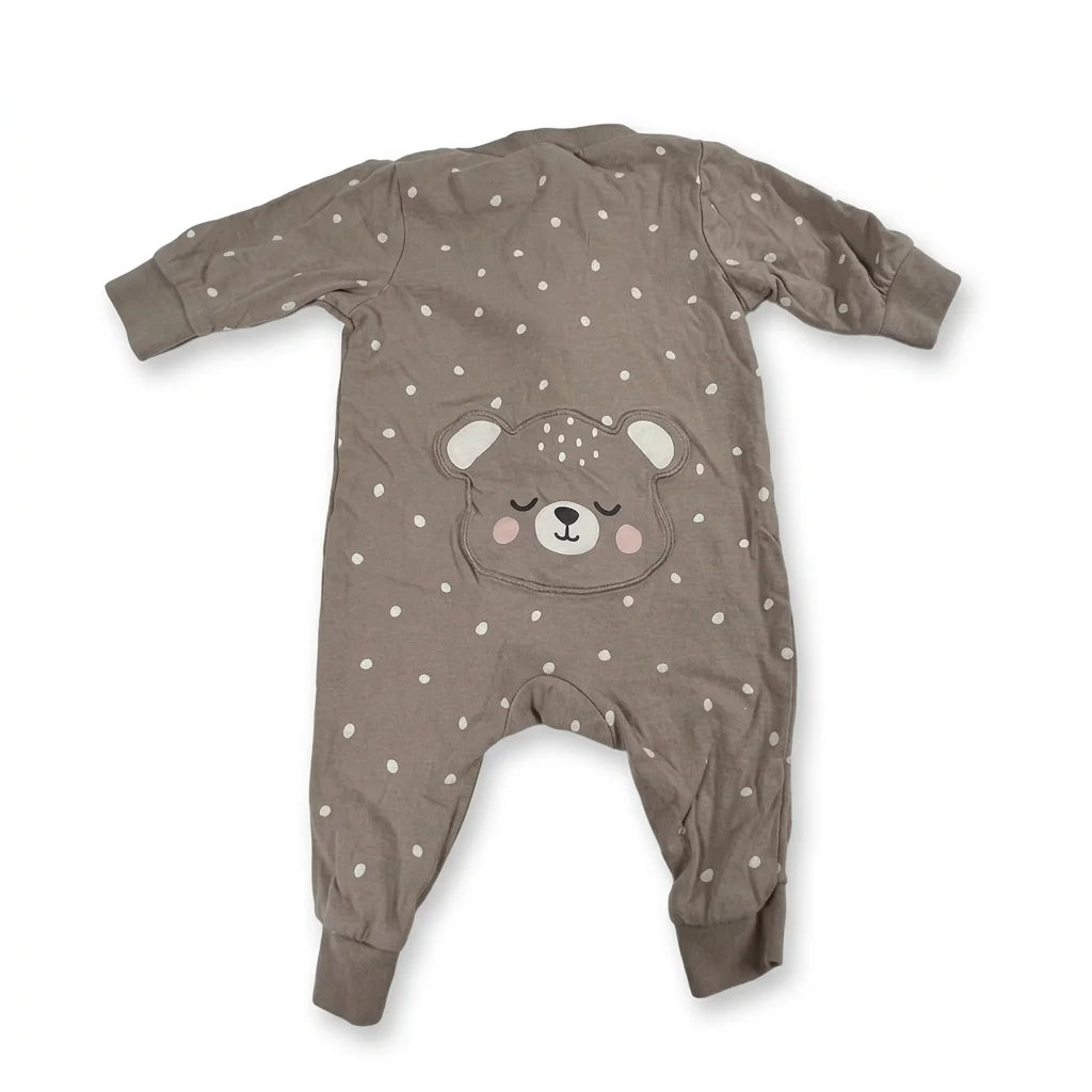 Prickig pyjamas från Kappahl - Storlek 56 - Brun