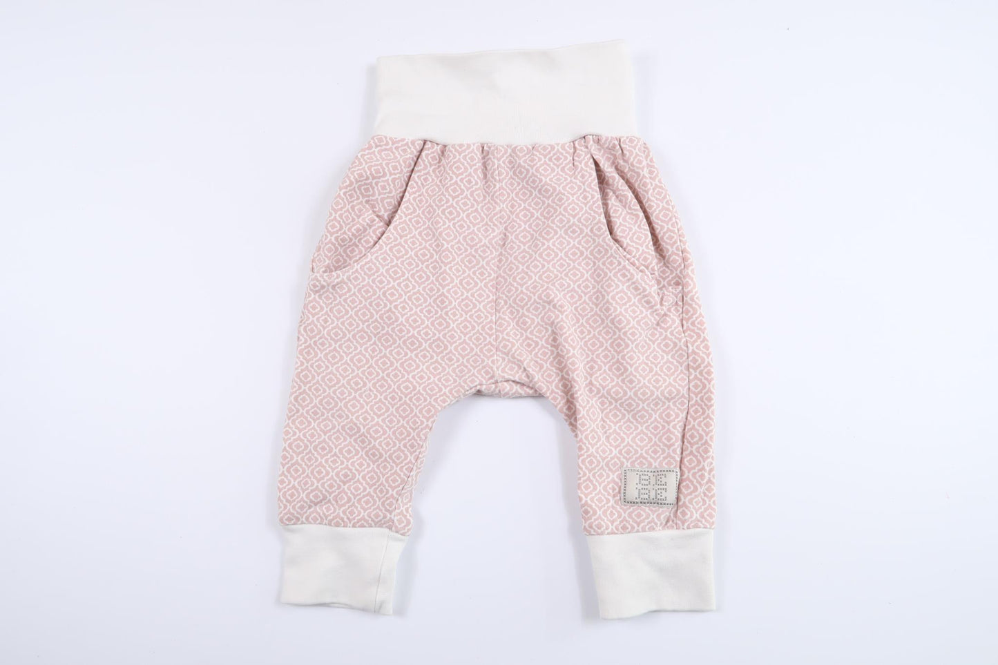Pink pants from BEBE in size 60 cl