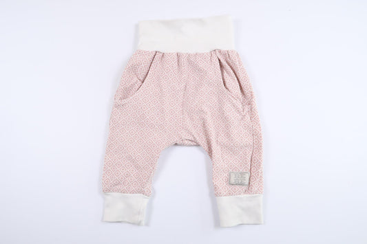 Pink pants from BEBE in size 60 cl
