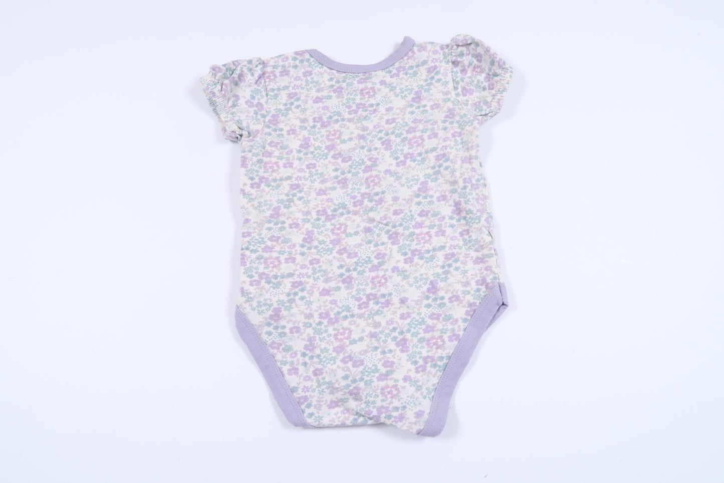 Geblümter Body von Mini Mow in Größe 62/68