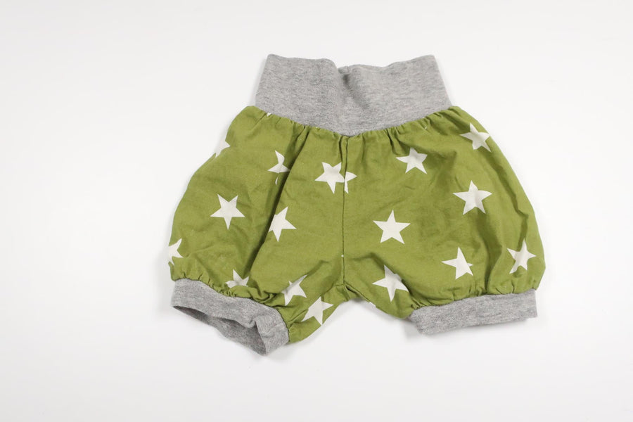 Shorts von unbekannter Marke – Größe 62/68 – Grün