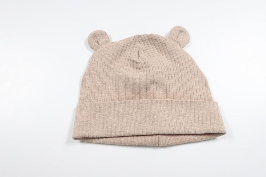 Gerippte Mütze mit Ohren, Marke unbekannt – Größe 62 – Beige