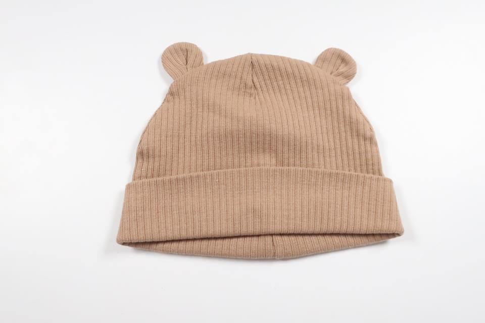 Gerippte Mütze mit Ohren, Marke unbekannt – Größe 62 – Beige