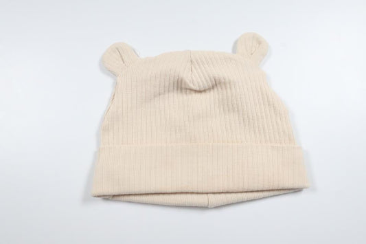 Gerippte Mütze mit Ohren, Marke unbekannt – Größe 62 – Beige
