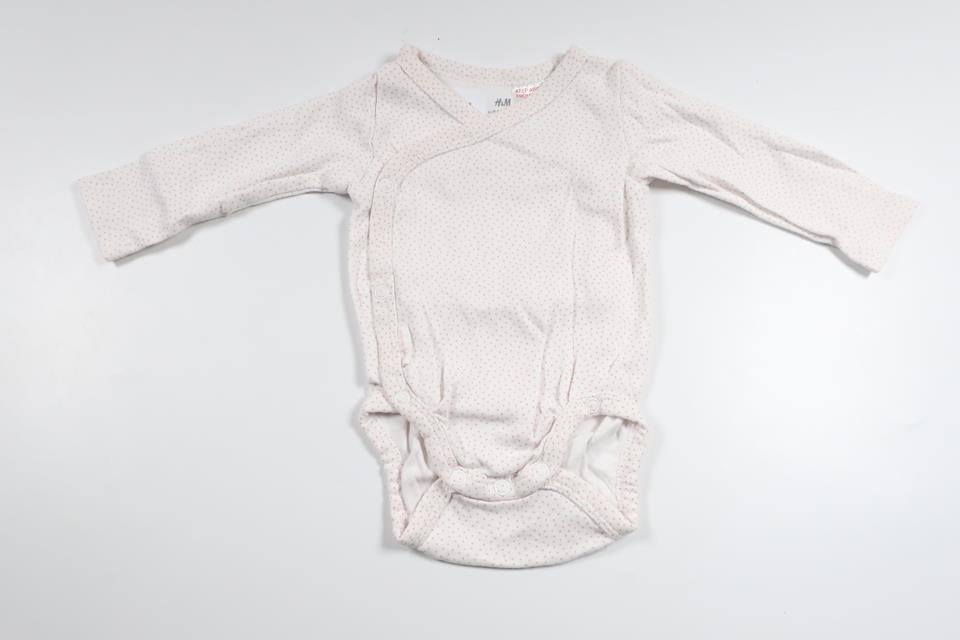 Wickelbody mit Polka-Dots von H&MM - Größe 56 - Weiß