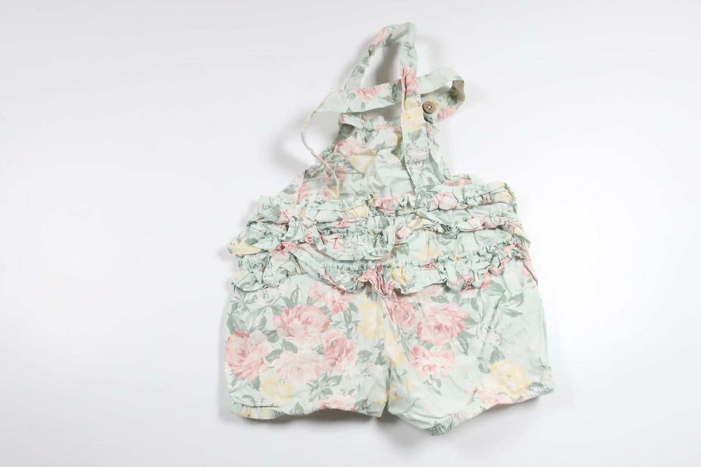 Geblümte Trägershorts mit Rüschen von Newbie – Größe 80 – Grün