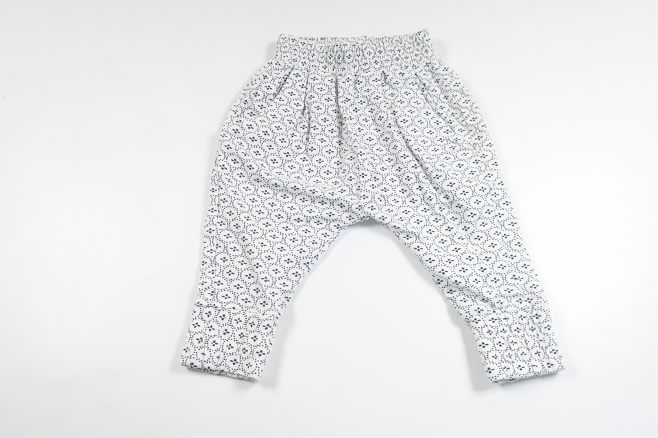 Pants from BEBE - Size 60 - White