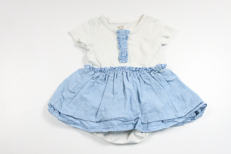 Kleid mit integriertem Body von H&MM - Größe 50 - Weiß