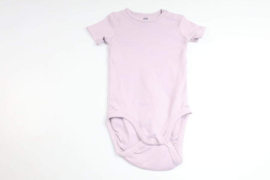 Body von H&MM - Größe 92 - Lila