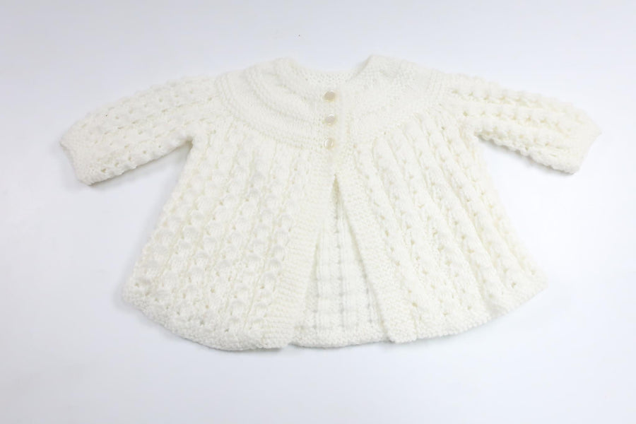 Selbstgestrickte Strickjacke von Hemstickat – Größe 56 – Weiß