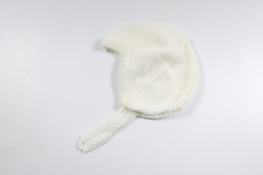 Hemstrickat-Hut von Hemstrickat – Größe 56/62 – Cremeweiß