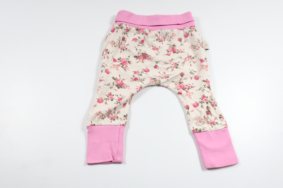 Floral pants from Kotten - Size 56/62 - Off-white