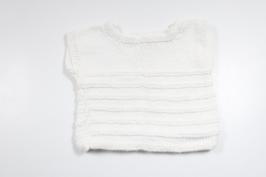 Handgestrickte Weste von Hemstickat – Größe 56/62 – Weiß