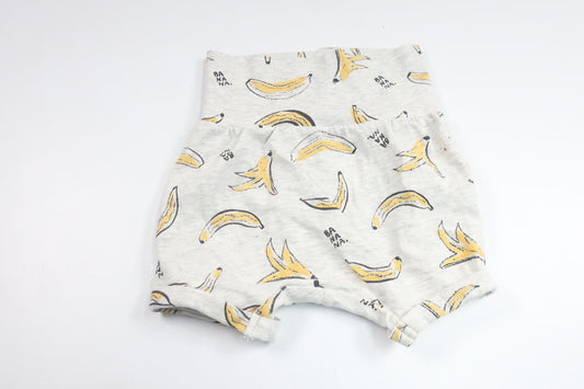 Shorts with bananas from H&M - Size 68 - Grey