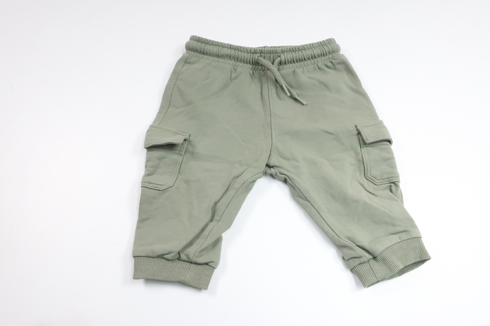 Hose von Kappahl – Größe 62/68 – Grün