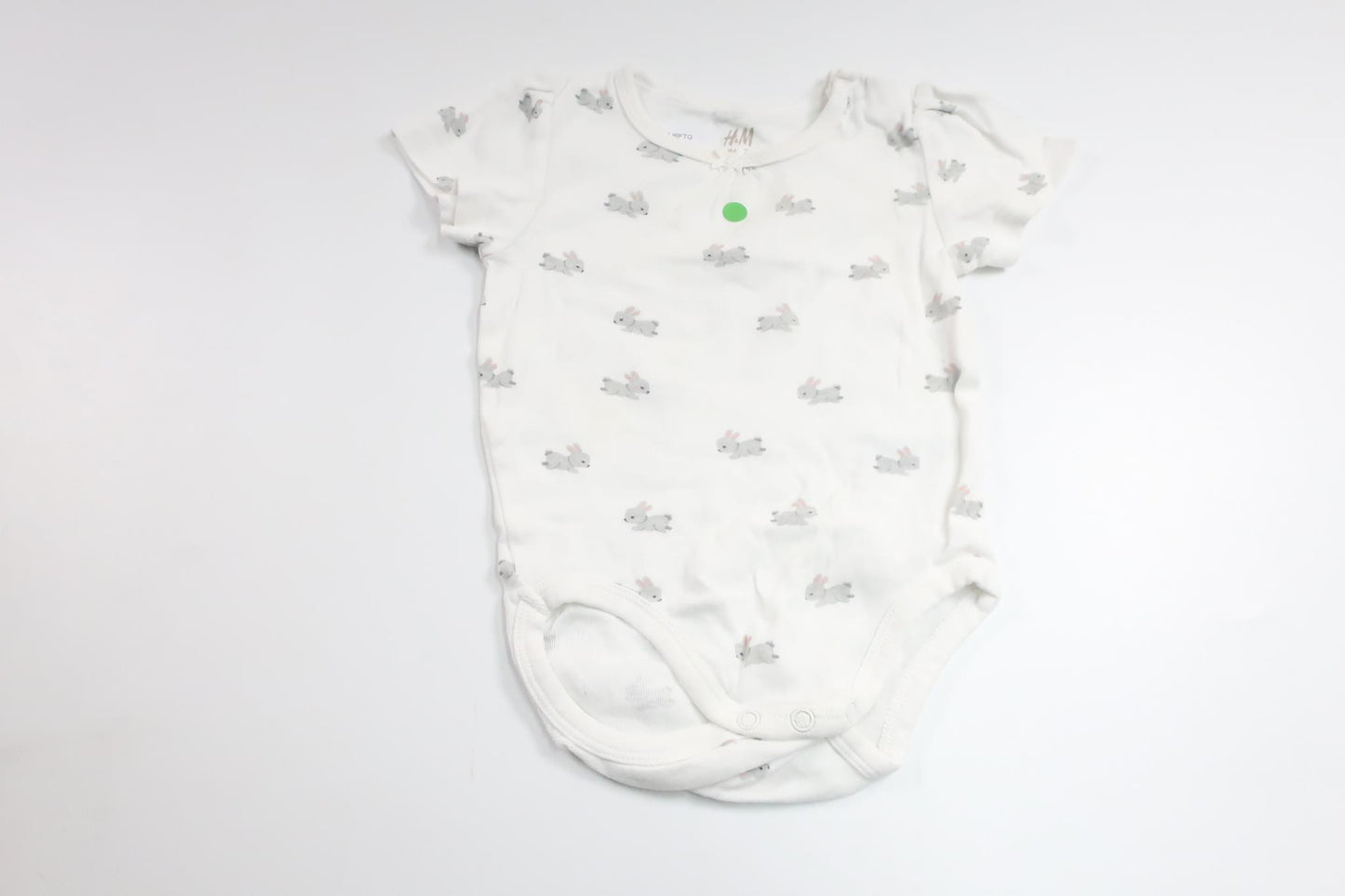Bodysuit with rabbits from H&amp;M - Size 68 - White