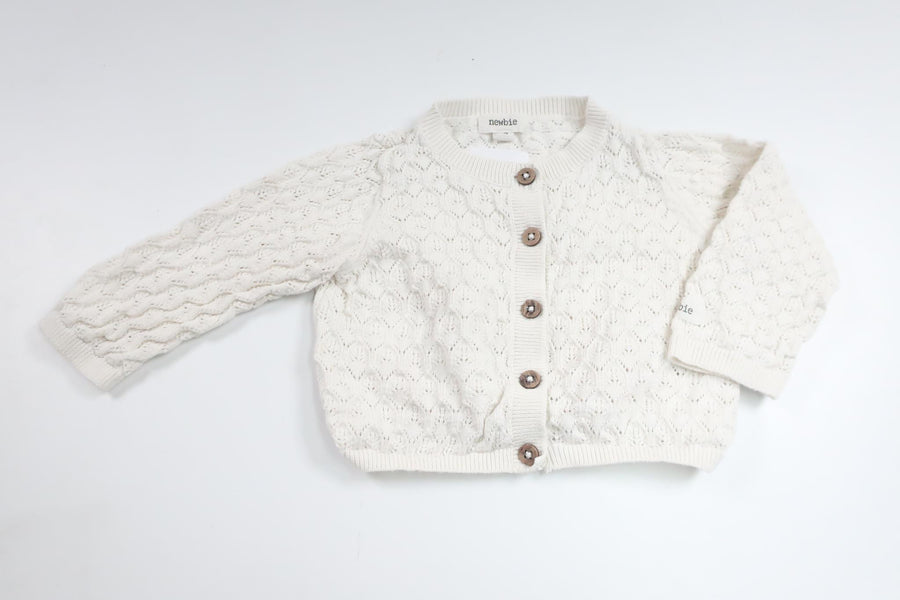 Strickjacke von Newbie – Größe 68 – Weiß