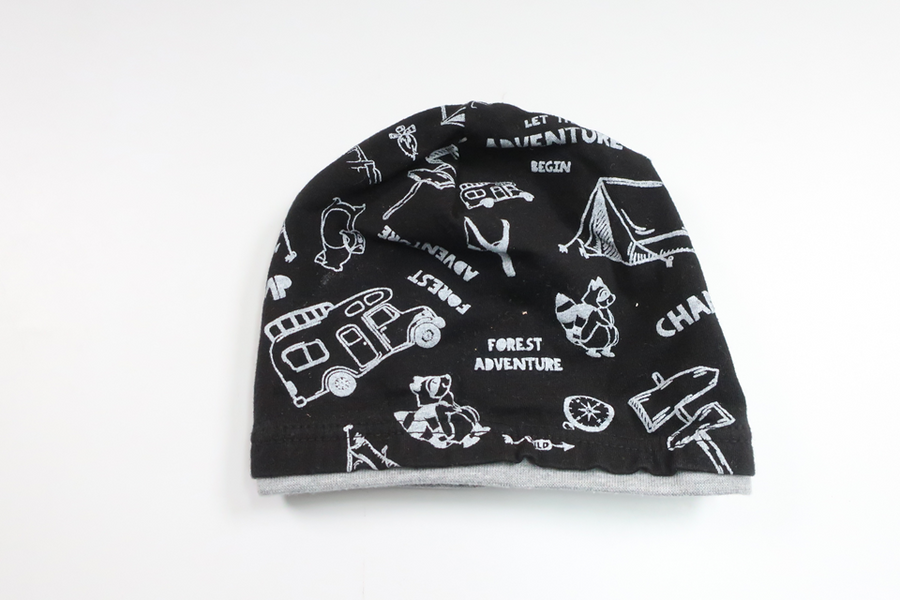 Hat from DIV - Size 74 - Black