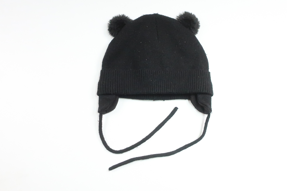 Hut mit Quaste von Kappahl – Größe 48/50 – Schwarz