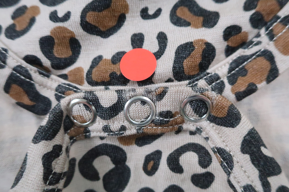 Leopard-print bodysuit in 100% merino wool from Kuling - Size 98/104 - Beige