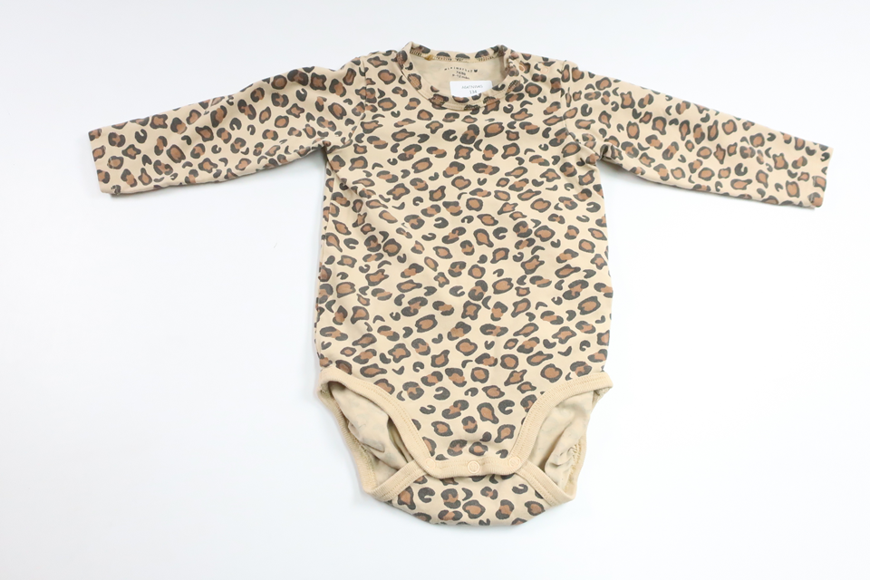 Leopardenmuster-Body von Minimarket – Größe 74/80 – Beige
