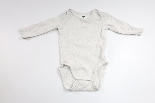 Body von H&MM - Größe 62 - Grau