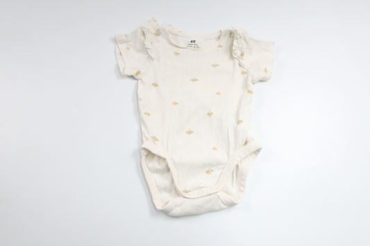 Body von H&MM - Größe 62 - Weiß