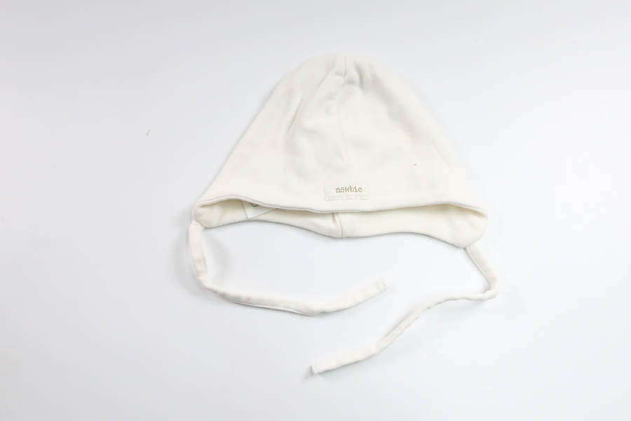 Hut von Newbie – Größe 40/42 – Cremeweiß