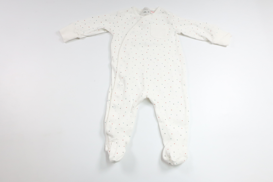 Sternenpyjama von Zara – Größe 62 – Cremeweiß