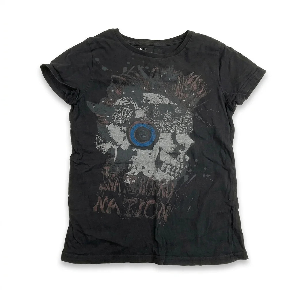 Mönstrad t-shirt från Skill - Storlek 134/140 - Svart