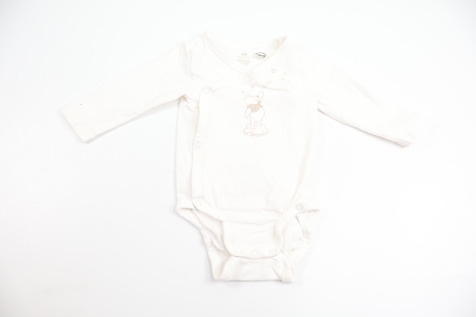 Wrapover Winnie the Pooh body from H&M - Size 62 - White