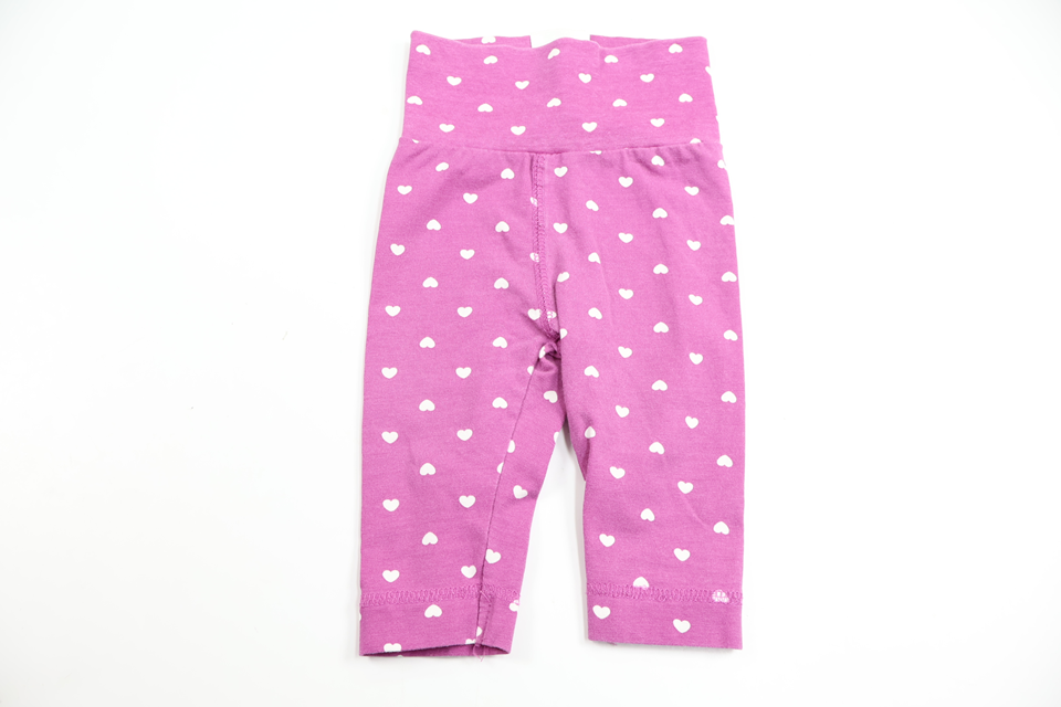 Pants with hearts from H&M - Size 62 - Purple