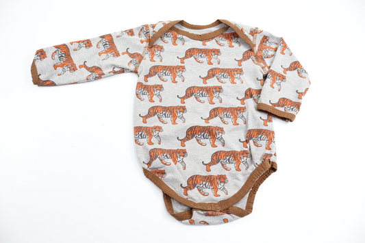 Snoozy Tiger Bodysuit - Size 62/68 - Grey