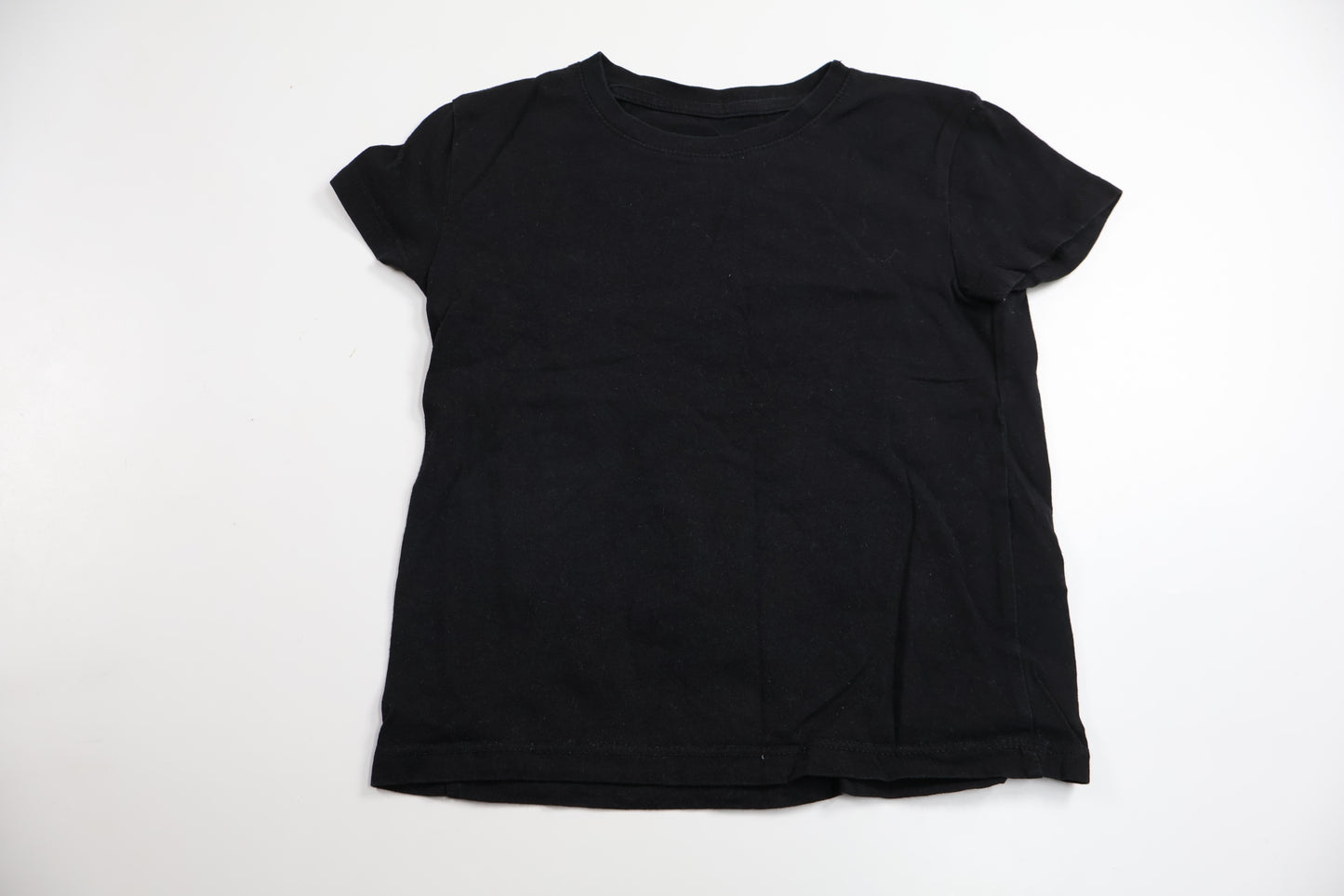 T-shirt från H&M - Storlek 98/104 - Svart