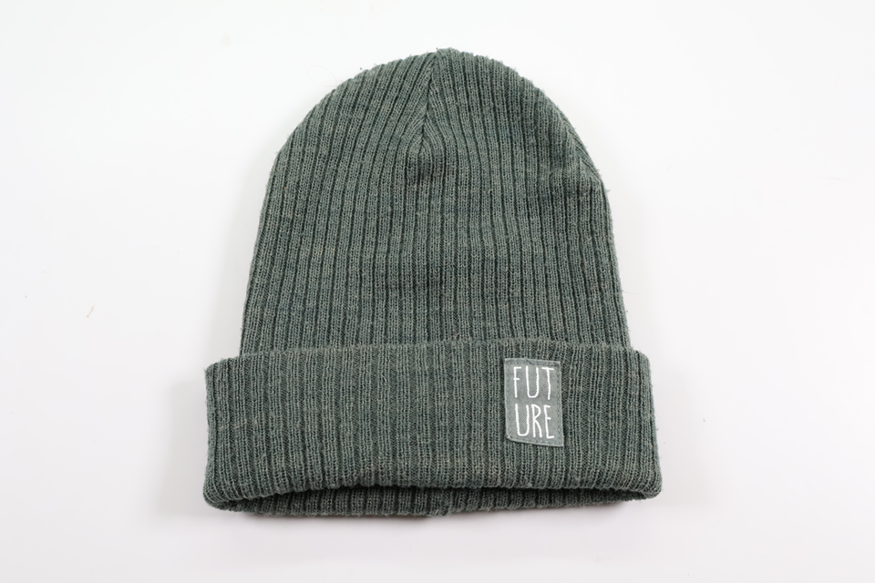 Knitted hat from Kappahl - Size 48/50 - Green