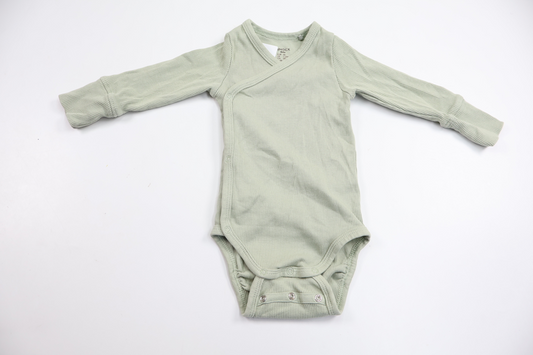 Ribbad body från Lindex - Storlek 56 - Grön