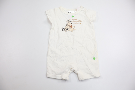 Pyjamas med Nalle Puh från H&M - Storlek 62 - Vit