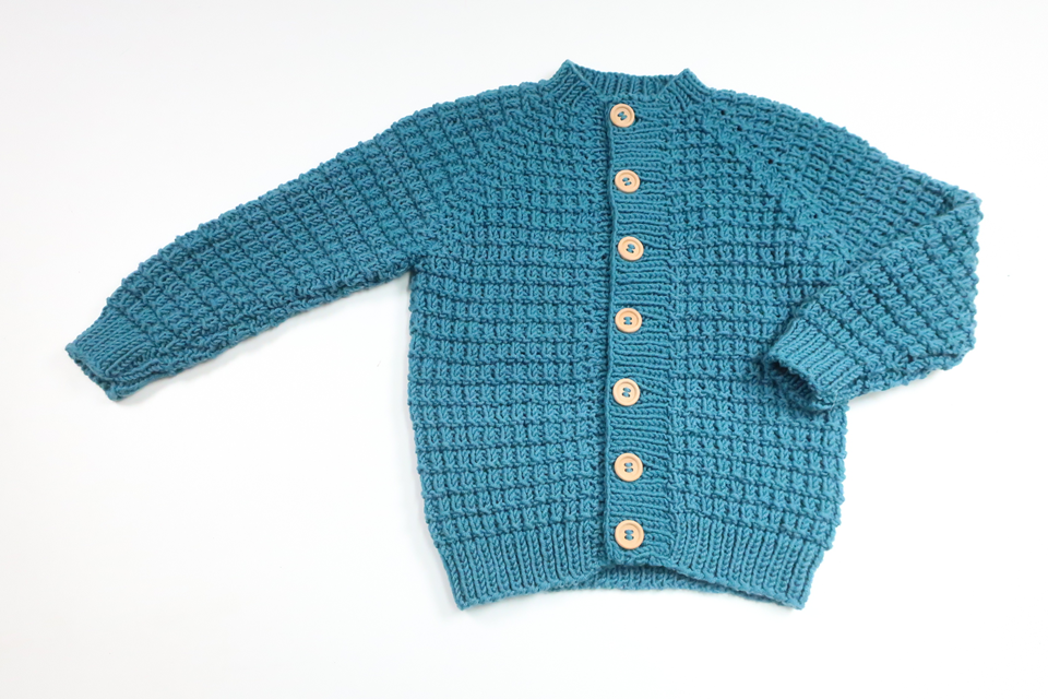 Strickjacke von Hemstickat – Größe 98/104 – Blau