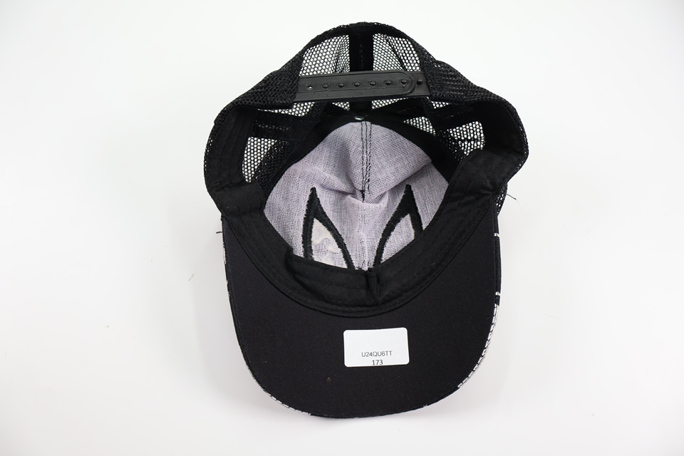 Cap from Okänt - Size 74/80 - Black
