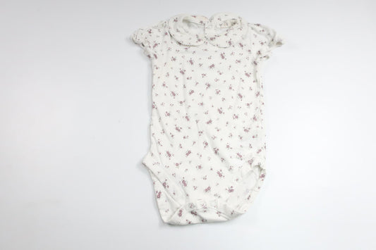 Body mit Kragen und Blumenmuster von Newbie – Größe 86 – Weiß